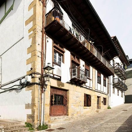 Sorgin-Etxe. Basquenjoy Apartment Hondarribia Exterior photo